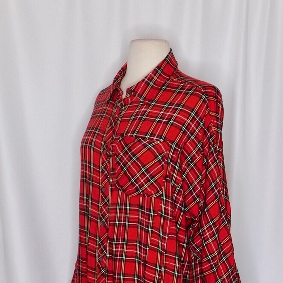 Red Plaid Women's Top - Picture 5 of 12